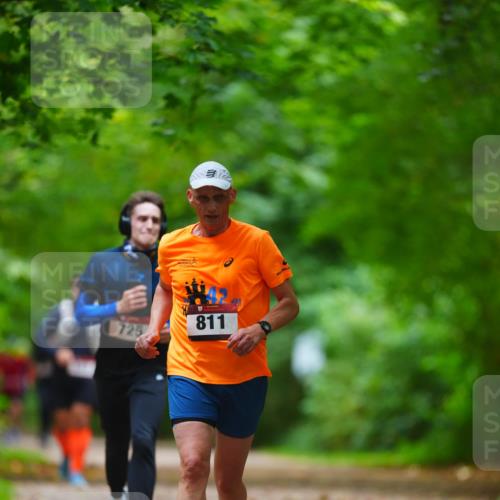 11.10.2026 - Bramfelder Halbmarathon 2026 LAZAROV Photography http://msf.ph/oto/10845184 11.10.2026 11:14:23 Laufen 725, 811 meine-sportfotos.de
