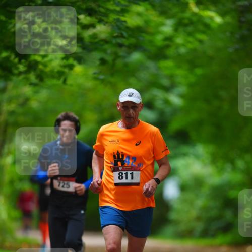 11.10.2026 - Bramfelder Halbmarathon 2026 LAZAROV Photography http://msf.ph/oto/10845187 11.10.2026 11:14:24 Laufen 725, 811 meine-sportfotos.de