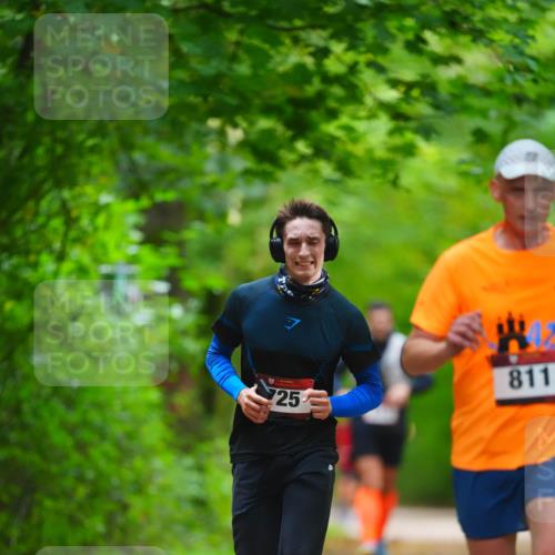 11.10.2026 - Bramfelder Halbmarathon 2026 LAZAROV Photography http://msf.ph/oto/10845190 11.10.2026 11:14:26 Laufen 811, 25 meine-sportfotos.de