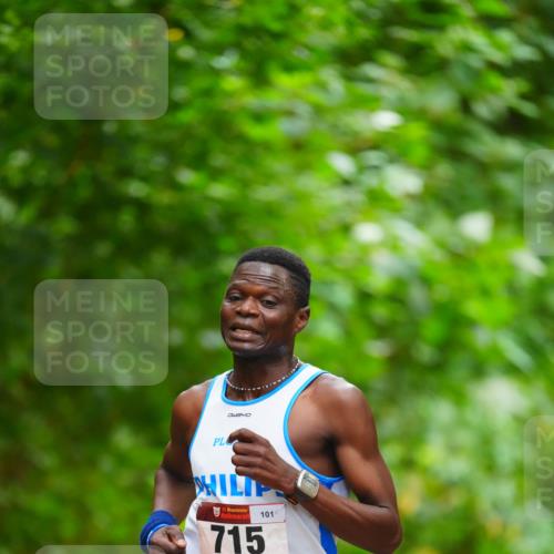 11.10.2026 - Bramfelder Halbmarathon 2026 LAZAROV Photography http://msf.ph/oto/10845394 11.10.2026 11:17:08 Laufen 715, 101 meine-sportfotos.de