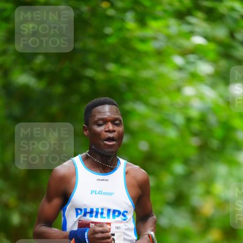 11.10.2026 - Bramfelder Halbmarathon 2026 LAZAROV Photography http://msf.ph/oto/10845396 11.10.2026 11:17:08 Laufen 101 meine-sportfotos.de