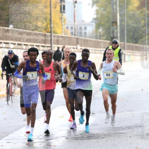 25.10.2026 - hella hamburg halbmarathon Jannik Wohlers http://msf.ph/oto/10847895 25.10.2026 10:07:41 Lombardsbrücke 3, 10, 1, 19, 24, 54, 29, 8 meine-sportfotos.de