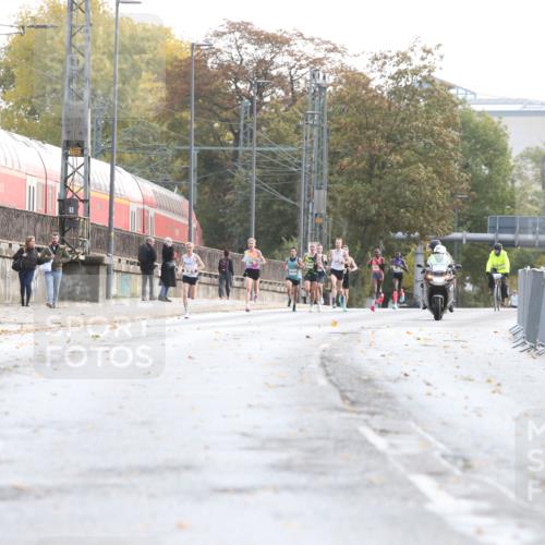 25.10.2026 - hella hamburg halbmarathon Jannik Wohlers http://msf.ph/oto/10847915 25.10.2026 10:10:34 Lombardsbrücke  meine-sportfotos.de