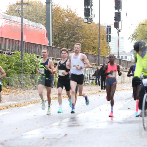 25.10.2026 - hella hamburg halbmarathon Jannik Wohlers http://msf.ph/oto/10847921 25.10.2026 10:10:53 Lombardsbrücke 20, 23, 16804, 35778, 34751, 34074, 31, 46, 6187 meine-sportfotos.de