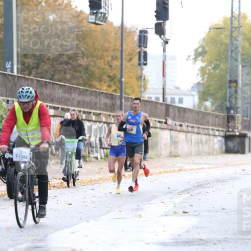 25.10.2026 - hella hamburg halbmarathon Jannik Wohlers http://msf.ph/oto/10847953 25.10.2026 10:11:44 Lombardsbrücke 47, 53, 34671 meine-sportfotos.de