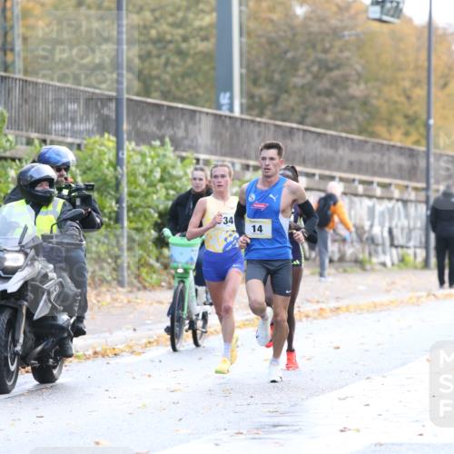 25.10.2026 - hella hamburg halbmarathon Jannik Wohlers http://msf.ph/oto/10847954 25.10.2026 10:11:46 Lombardsbrücke 14 meine-sportfotos.de