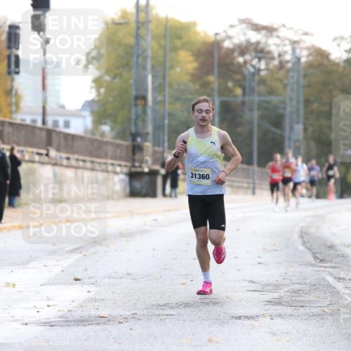 25.10.2026 - hella hamburg halbmarathon Jannik Wohlers http://msf.ph/oto/10848008 25.10.2026 10:13:44 Lombardsbrücke 31360 meine-sportfotos.de