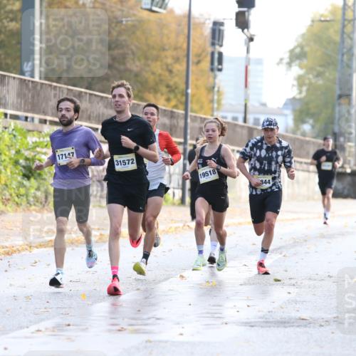 25.10.2026 - hella hamburg halbmarathon Jannik Wohlers http://msf.ph/oto/10848049 25.10.2026 10:14:05 Lombardsbrücke 43, 51, 42, 31572 meine-sportfotos.de