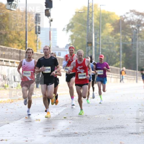 25.10.2026 - hella hamburg halbmarathon Jannik Wohlers http://msf.ph/oto/10848105 25.10.2026 10:14:30 Lombardsbrücke  meine-sportfotos.de