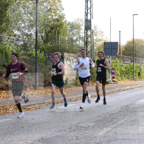 25.10.2026 - hella hamburg halbmarathon Jannik Wohlers http://msf.ph/oto/10848159 25.10.2026 10:15:01 Lombardsbrücke 45, 30002, 31330, 35254, 9804 meine-sportfotos.de