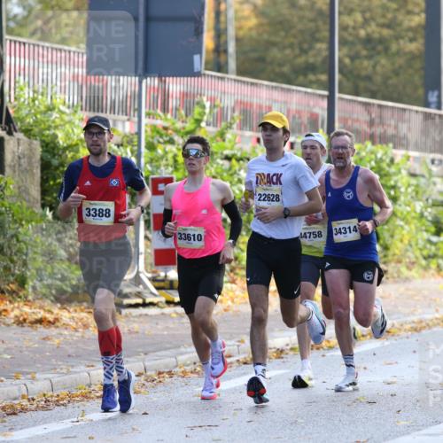 25.10.2026 - hella hamburg halbmarathon Jannik Wohlers http://msf.ph/oto/10848199 25.10.2026 10:15:13 Lombardsbrücke 22899, 6342, 22628, 33610, 3388, 34314 meine-sportfotos.de