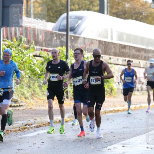 25.10.2026 - hella hamburg halbmarathon Jannik Wohlers http://msf.ph/oto/10848359 25.10.2026 10:16:14 Lombardsbrücke 24696, 31468, 33230, 10912, 11167 meine-sportfotos.de