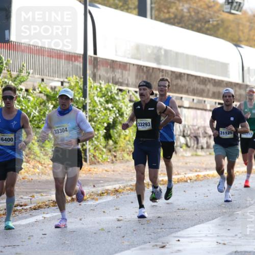 25.10.2026 - hella hamburg halbmarathon Jannik Wohlers http://msf.ph/oto/10848372 25.10.2026 10:16:18 Lombardsbrücke 11167, 15794, 21590, 23060, 24382, 34812, 33304, 16400 meine-sportfotos.de