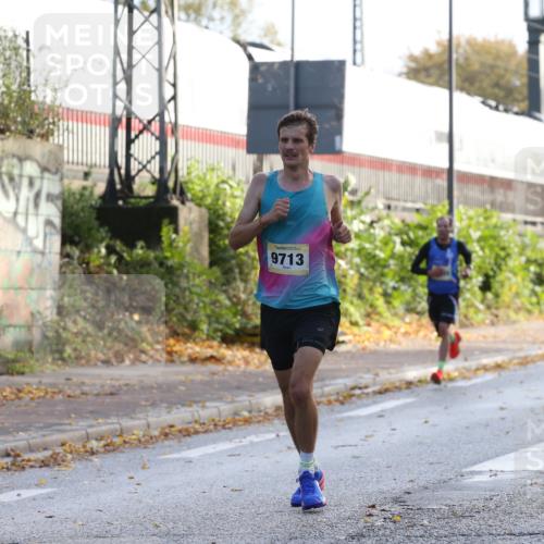25.10.2026 - hella hamburg halbmarathon Jannik Wohlers http://msf.ph/oto/10848448 25.10.2026 10:16:41 Lombardsbrücke 19773, 9713 meine-sportfotos.de