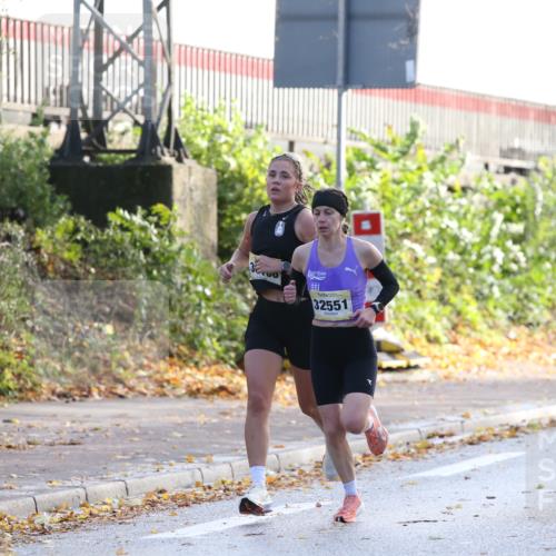 25.10.2026 - hella hamburg halbmarathon Jannik Wohlers http://msf.ph/oto/10848466 25.10.2026 10:16:49 Lombardsbrücke 3452, 36425, 35675, 36108, 32551 meine-sportfotos.de