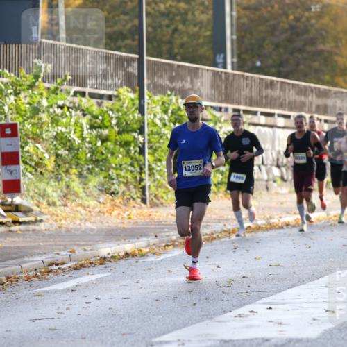 25.10.2026 - hella hamburg halbmarathon Jannik Wohlers http://msf.ph/oto/10848489 25.10.2026 10:17:05 Lombardsbrücke 1261, 36439 meine-sportfotos.de