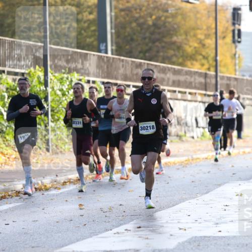 25.10.2026 - hella hamburg halbmarathon Jannik Wohlers http://msf.ph/oto/10848499 25.10.2026 10:17:07 Lombardsbrücke 36439, 13052 meine-sportfotos.de
