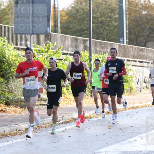 25.10.2026 - hella hamburg halbmarathon Jannik Wohlers http://msf.ph/oto/10848536 25.10.2026 10:17:17 Lombardsbrücke 22520, 30016, 30014, 13755, 2154, 2321, 23702, 35458 meine-sportfotos.de