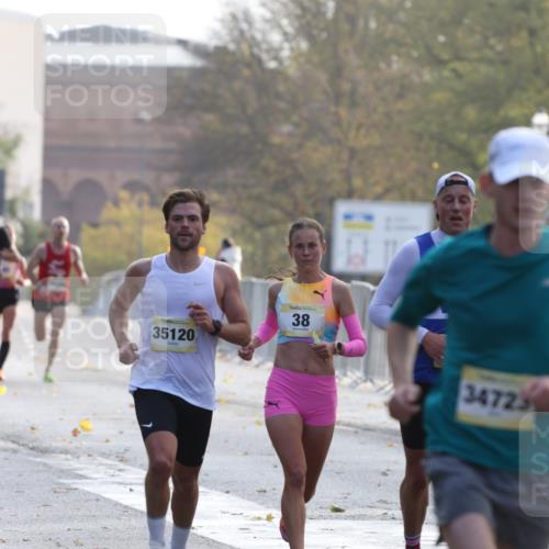 25.10.2026 - hella hamburg halbmarathon Antke Förster http://msf.ph/oto/10856369 25.10.2026 10:14:22 Lombardsbrücke 34723, 35120, 36396, 38 meine-sportfotos.de