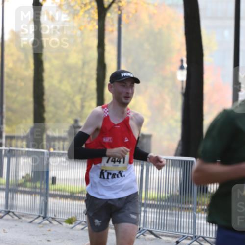 25.10.2026 - hella hamburg halbmarathon Antke Förster http://msf.ph/oto/10856434 25.10.2026 10:14:48 Lombardsbrücke 10658, 6590, 7441 meine-sportfotos.de
