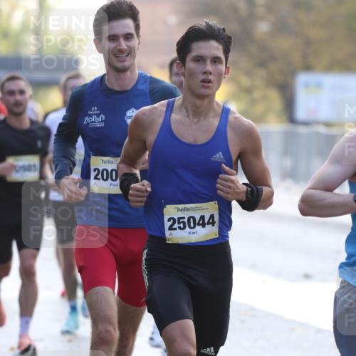 25.10.2026 - hella hamburg halbmarathon Antke Förster http://msf.ph/oto/10856514 25.10.2026 10:15:24 Lombardsbrücke 21049, 20014, 25044, 10760, 10985, 3745, 21386, 32091 meine-sportfotos.de