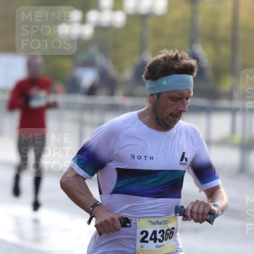 25.10.2026 - hella hamburg halbmarathon Antke Förster http://msf.ph/oto/10856582 25.10.2026 10:15:43 Lombardsbrücke 24366, 33007 meine-sportfotos.de