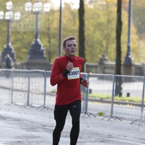 25.10.2026 - hella hamburg halbmarathon Antke Förster http://msf.ph/oto/10856589 25.10.2026 10:15:46 Lombardsbrücke 33007, 17621, 35621 meine-sportfotos.de