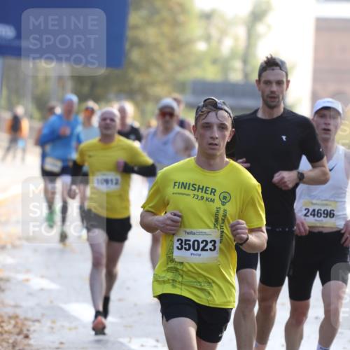 25.10.2026 - hella hamburg halbmarathon Antke Förster http://msf.ph/oto/10856643 25.10.2026 10:16:10 Lombardsbrücke 5288, 35023, 9582, 24696, 31468, 33230, 10912, 11167 meine-sportfotos.de