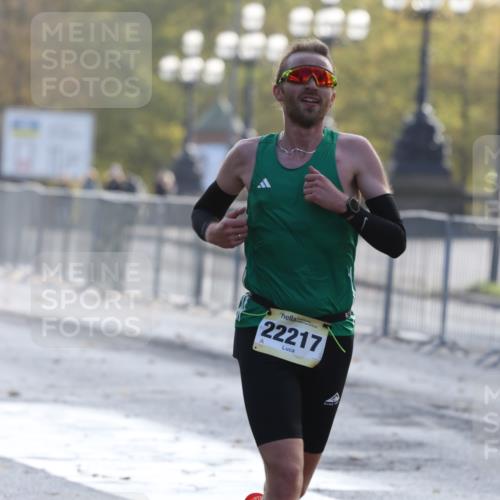 25.10.2026 - hella hamburg halbmarathon Antke Förster http://msf.ph/oto/10856693 25.10.2026 10:16:24 Lombardsbrücke 33293, 30492, 31125, 22217 meine-sportfotos.de