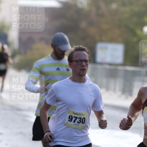 25.10.2026 - hella hamburg halbmarathon Antke Förster http://msf.ph/oto/10856778 25.10.2026 10:17:01 Lombardsbrücke 48, 9730, 1261 meine-sportfotos.de