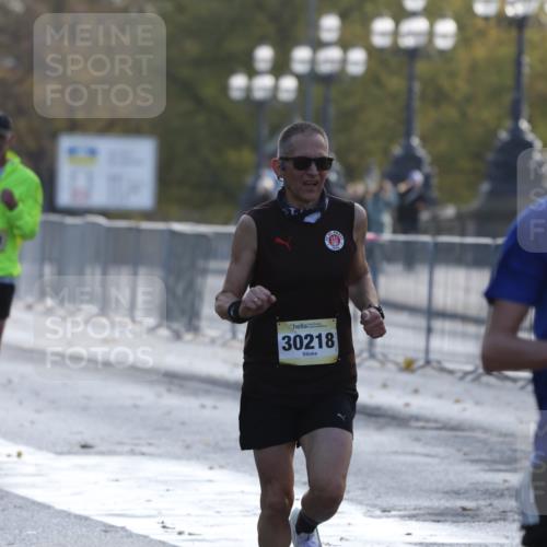 25.10.2026 - hella hamburg halbmarathon Antke Förster http://msf.ph/oto/10856798 25.10.2026 10:17:10 Lombardsbrücke 36439, 13052, 30218, 1999, 30331, 22520, 30016, 30014, 13755 meine-sportfotos.de