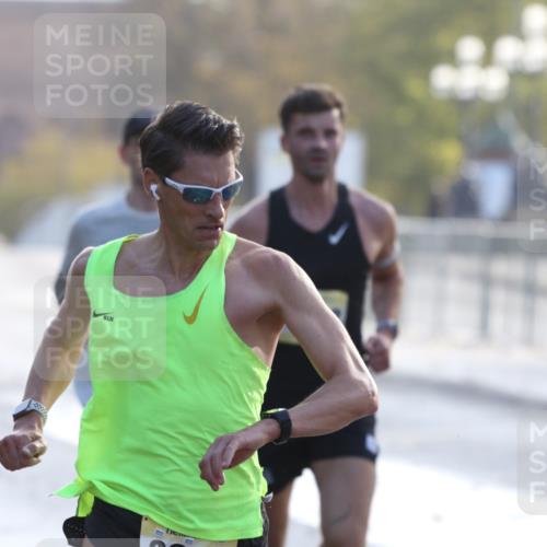 25.10.2026 - hella hamburg halbmarathon Antke Förster http://msf.ph/oto/10856850 25.10.2026 10:17:25 Lombardsbrücke 35439, 3296, 12292, 34853 meine-sportfotos.de