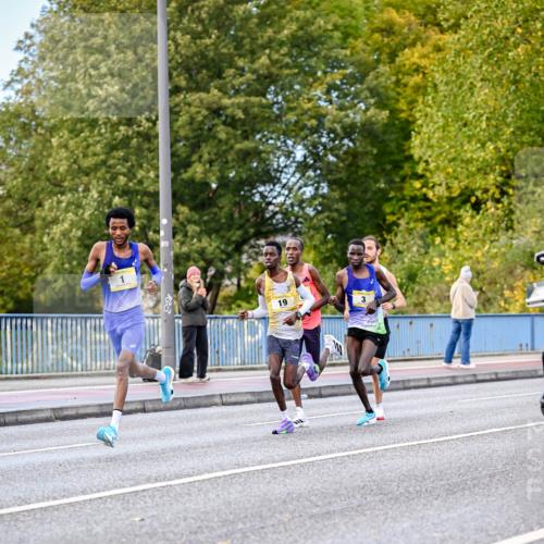 25.10.2026 - hella hamburg halbmarathon Dr. Thomas Lammeyer http://msf.ph/oto/11051974 25.10.2026 10:09:04 Kennedybrücke 19, 3 meine-sportfotos.de