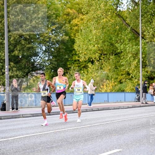 25.10.2026 - hella hamburg halbmarathon Dr. Thomas Lammeyer http://msf.ph/oto/11051985 25.10.2026 10:09:05 Kennedybrücke 29, 8, 54 meine-sportfotos.de