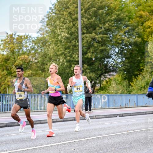 25.10.2026 - hella hamburg halbmarathon Dr. Thomas Lammeyer http://msf.ph/oto/11051999 25.10.2026 10:09:06 Kennedybrücke 29, 29, 54 meine-sportfotos.de