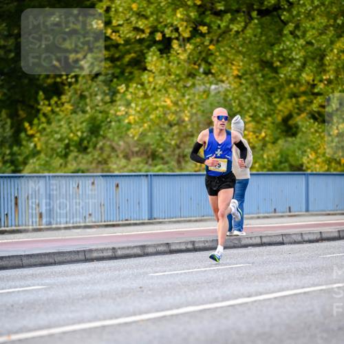25.10.2026 - hella hamburg halbmarathon Dr. Thomas Lammeyer http://msf.ph/oto/11052060 25.10.2026 10:09:48 Kennedybrücke  meine-sportfotos.de