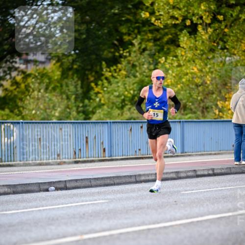 25.10.2026 - hella hamburg halbmarathon Dr. Thomas Lammeyer http://msf.ph/oto/11052070 25.10.2026 10:09:49 Kennedybrücke 15 meine-sportfotos.de
