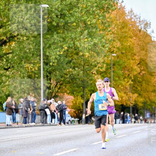 25.10.2026 - hella hamburg halbmarathon Dr. Thomas Lammeyer http://msf.ph/oto/11052156 25.10.2026 10:10:53 Kennedybrücke 37, 23, 21 meine-sportfotos.de