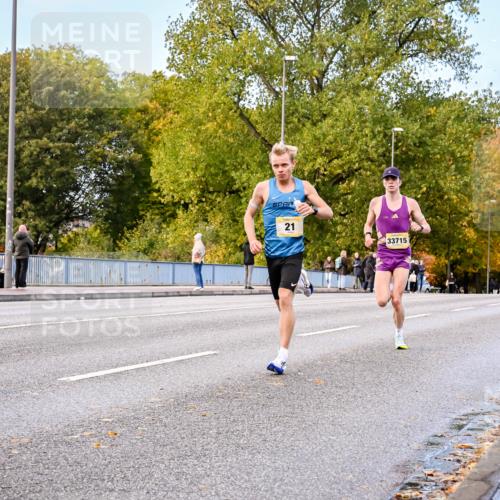 25.10.2026 - hella hamburg halbmarathon Dr. Thomas Lammeyer http://msf.ph/oto/11052200 25.10.2026 10:10:56 Kennedybrücke 21, 33715 meine-sportfotos.de