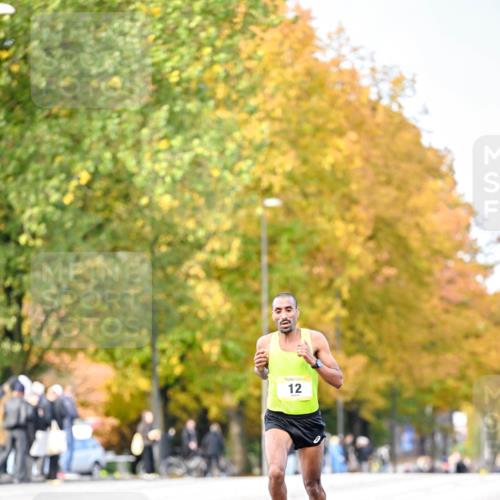 25.10.2026 - hella hamburg halbmarathon Dr. Thomas Lammeyer http://msf.ph/oto/11052251 25.10.2026 10:11:22 Kennedybrücke 12 meine-sportfotos.de