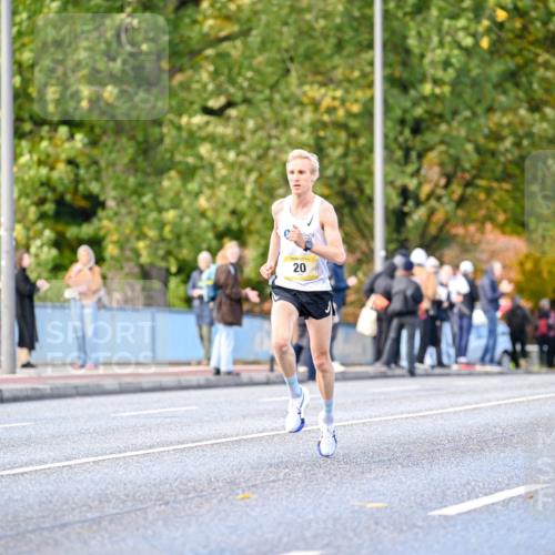25.10.2026 - hella hamburg halbmarathon Dr. Thomas Lammeyer http://msf.ph/oto/11052410 25.10.2026 10:12:25 Kennedybrücke 20, 54074 meine-sportfotos.de