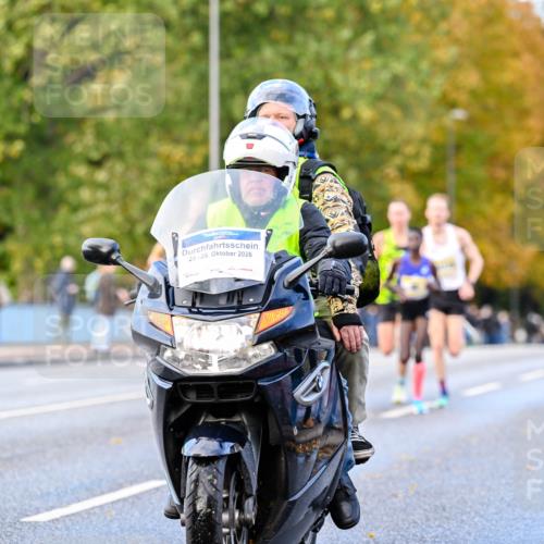 25.10.2026 - hella hamburg halbmarathon Dr. Thomas Lammeyer http://msf.ph/oto/11052460 25.10.2026 10:12:28 Kennedybrücke 23, 25, 2026 meine-sportfotos.de