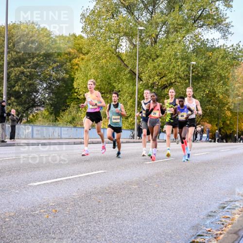 25.10.2026 - hella hamburg halbmarathon Dr. Thomas Lammeyer http://msf.ph/oto/11052519 25.10.2026 10:12:31 Kennedybrücke 31, 34074, 347, 46 meine-sportfotos.de