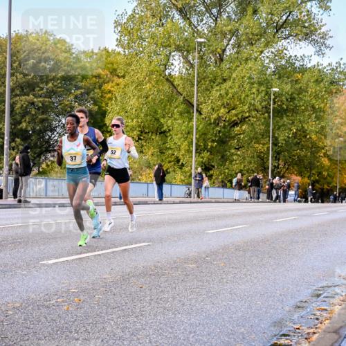 25.10.2026 - hella hamburg halbmarathon Dr. Thomas Lammeyer http://msf.ph/oto/11052611 25.10.2026 10:12:49 Kennedybrücke 37, 52 meine-sportfotos.de