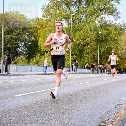 25.10.2026 - hella hamburg halbmarathon Dr. Thomas Lammeyer http://msf.ph/oto/11052711 25.10.2026 10:13:17 Kennedybrücke 27, 34671 meine-sportfotos.de