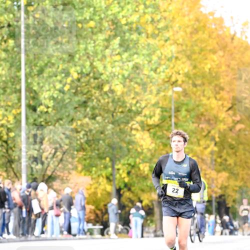 25.10.2026 - hella hamburg halbmarathon Dr. Thomas Lammeyer http://msf.ph/oto/11052862 25.10.2026 10:14:05 Kennedybrücke 22, 22 meine-sportfotos.de