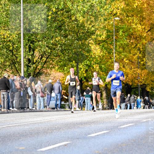 25.10.2026 - hella hamburg halbmarathon Dr. Thomas Lammeyer http://msf.ph/oto/11052935 25.10.2026 10:14:16 Kennedybrücke 30088, 26 meine-sportfotos.de