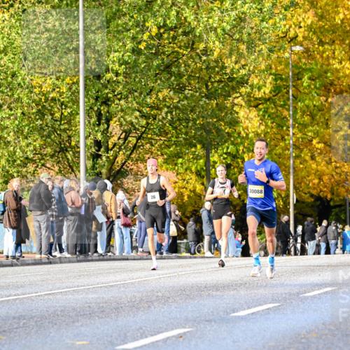 25.10.2026 - hella hamburg halbmarathon Dr. Thomas Lammeyer http://msf.ph/oto/11052952 25.10.2026 10:14:17 Kennedybrücke 30088, 26 meine-sportfotos.de