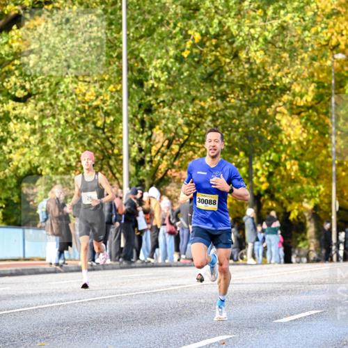 25.10.2026 - hella hamburg halbmarathon Dr. Thomas Lammeyer http://msf.ph/oto/11052978 25.10.2026 10:14:19 Kennedybrücke 26, 30088 meine-sportfotos.de