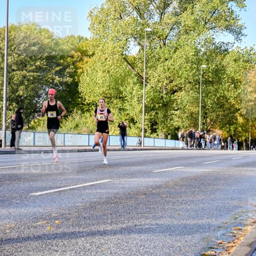 25.10.2026 - hella hamburg halbmarathon Dr. Thomas Lammeyer http://msf.ph/oto/11053018 25.10.2026 10:14:24 Kennedybrücke 26 meine-sportfotos.de